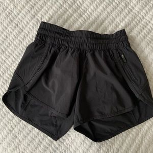 Lululemon Tracker Short 4”
